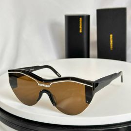 Picture of Balenciga Sunglasses _SKUfw56808823fw